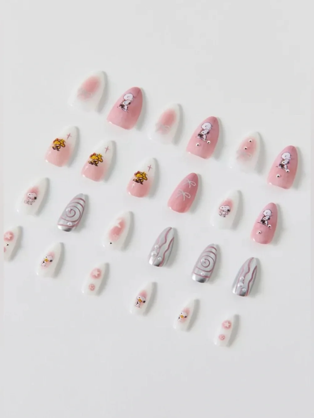 Never Have I Ever Press-On Faux Snoopy Peanuts pink white silver bow heart
